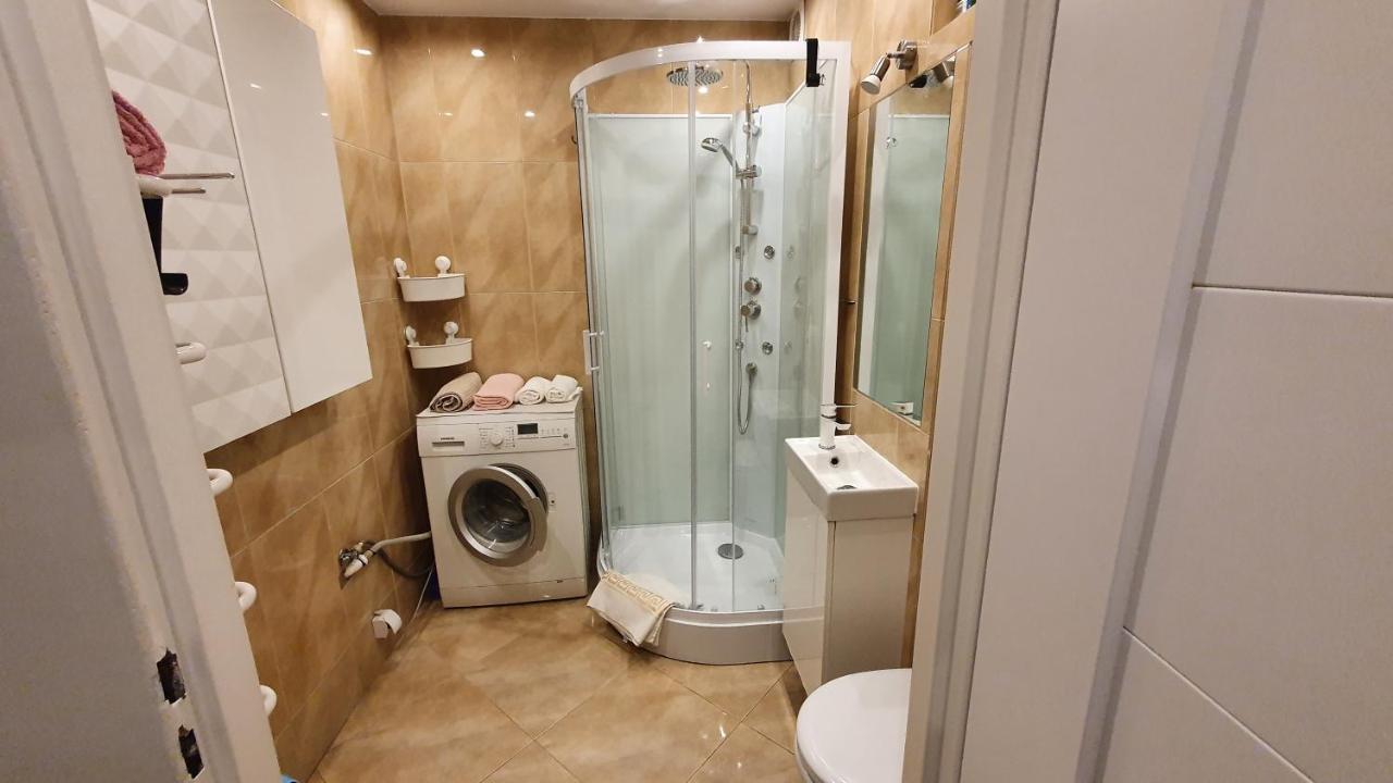 Spokojna Apt Katovice Exteriér fotografie